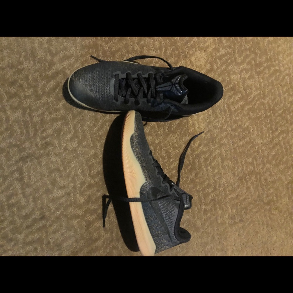 Nike Black Mamba Basketball Shoe